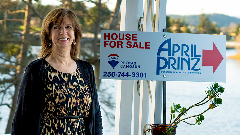 April-Prinz-SMS-meet Share My Story realtor with Remax April Prinz